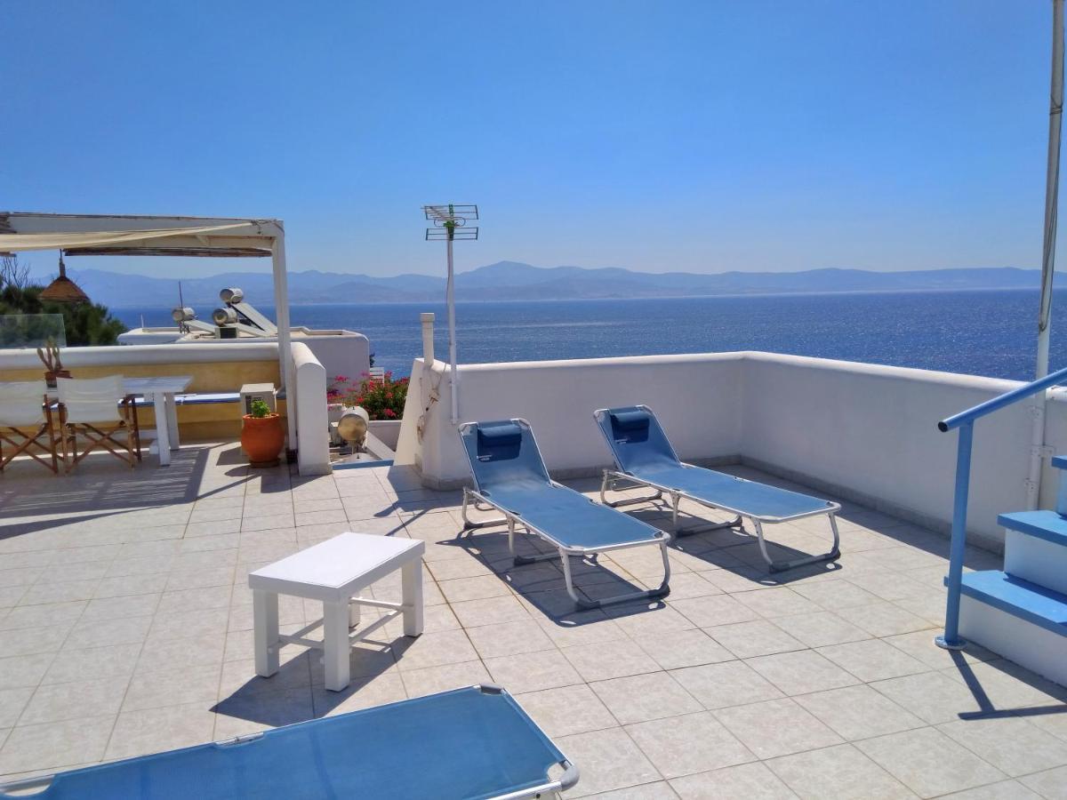 Villa Danae - Seaside Villa With Pool & Hot Tub Piso Livadi Exterior foto